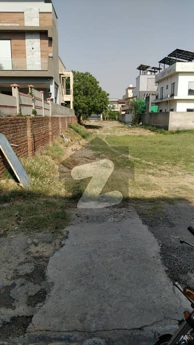 ٹی آئی پی ہاؤسنگ سوسائٹی ۔ فیز2 ٹی آئی پی ہاؤسنگ سوسائٹی,لاہور میں 18 مرلہ رہائشی پلاٹ 1.95 کروڑ میں برائے فروخت۔
