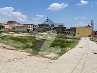 گلستان کالونی راولپنڈی میں 5 مرلہ رہائشی پلاٹ 60.0 لاکھ میں برائے فروخت۔