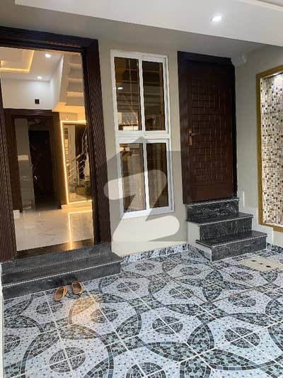 5 Marla Brand New House Available For Sale