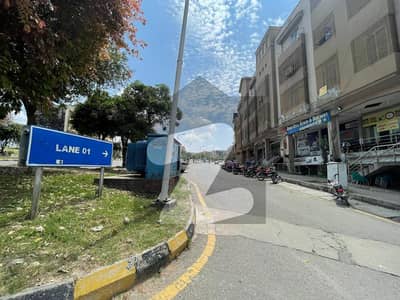 بحریہ اسکوائر کمرشل بحریہ ٹاؤن فیز 7,بحریہ ٹاؤن راولپنڈی,راولپنڈی میں 5 مرلہ کمرشل پلاٹ 2.8 کروڑ میں برائے فروخت۔