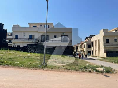 Ali Block 5 Marla Corner With Extra Land Paid Plot For Sale