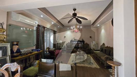 1 Kanal House For Sale DHA Phase 4, Block HH (10 Years Old)