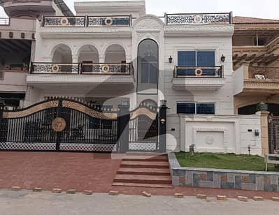جی ۔ 13/3 جی ۔ 13,اسلام آباد میں 6 کمروں کا 14 مرلہ مکان 11.65 کروڑ میں برائے فروخت۔