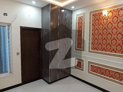 شاداب گارڈن لاہور میں 4 کمروں کا 4 مرلہ مکان 1.55 کروڑ میں برائے فروخت۔