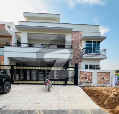 14 Marla Brand New Corner House For Sale