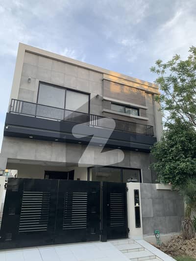 5 Marla Modren Luxurious House Available For Rent