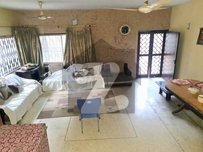 House For Sell In Block 4