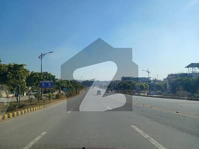بحریہ انکلیو بحریہ ٹاؤن,اسلام آباد میں 5 مرلہ رہائشی پلاٹ 85.0 لاکھ میں برائے فروخت۔