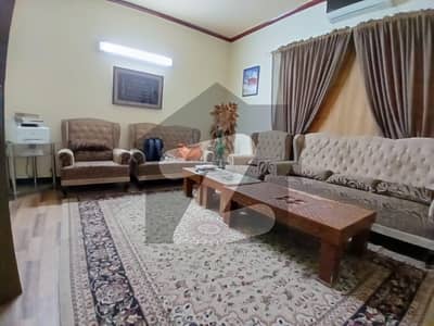 بحریہ ٹاؤن فیز 3 بحریہ ٹاؤن راولپنڈی,راولپنڈی میں 5 کمروں کا 1 کنال مکان 6.25 کروڑ میں برائے فروخت۔