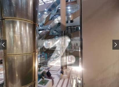 Showroom For Rent At An Ideal Location Of Siddiq Trade Center