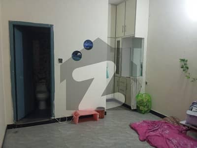 10 Marla Spacious House Is Available In Allama Iqbal Town For Rent