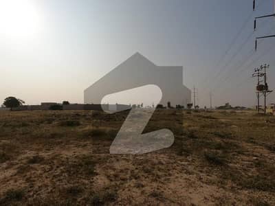 شاہراہِ فیصل کراچی میں 4 کنال کمرشل پلاٹ 30.0 کروڑ میں کرایہ پر دستیاب ہے۔