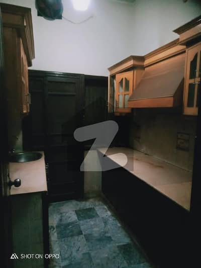 4 Marla Luxury Upper Portion Available Rent G13