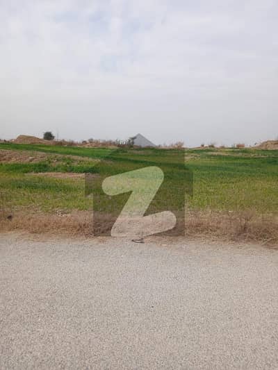 Main road corner plot extra land size(30x60) I-15/4