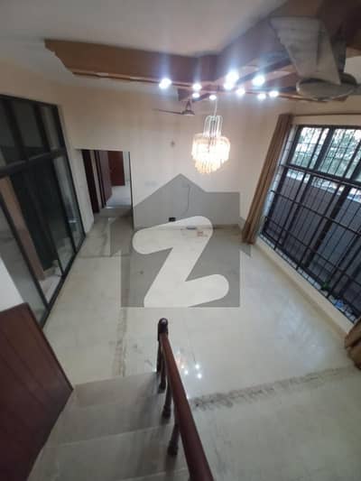 Iqbal Town 5 Marla 2nd Floor Marbled Flate For Silent Offices Or Bachelors