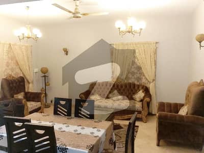 گلستانِِ جوہر ۔ بلاک 4 گلستانِ جوہر,کراچی میں 5 کمروں کا 10 مرلہ مکان 4.35 کروڑ میں برائے فروخت۔