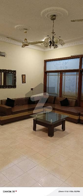 گلشنِ کنیز فاطمہ سکیم 33,کراچی میں 5 کمروں کا 8 مرلہ مکان 3.8 کروڑ میں برائے فروخت۔