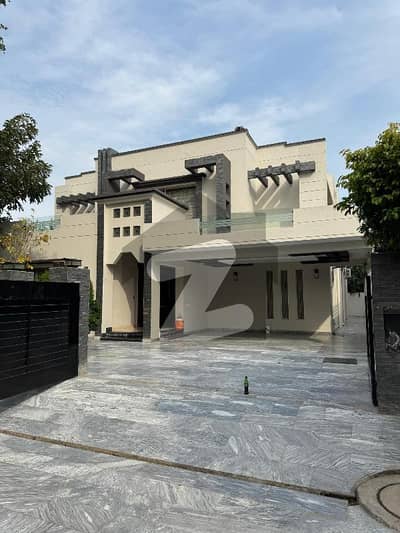 Only Furnished Kanal Used House in Phase 5 DHA LHR near LUMS