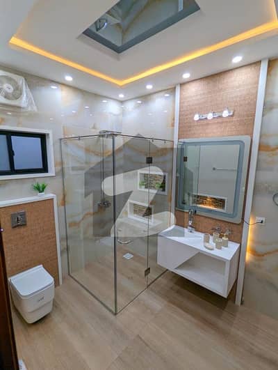 1 knal brand new First Entry Upper Portion 3bed drwng tvl kitchen Wapda Town