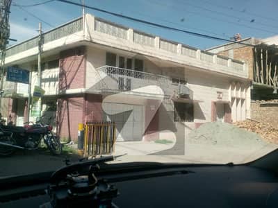 Investor Rate 11 Marla 3 side corner house