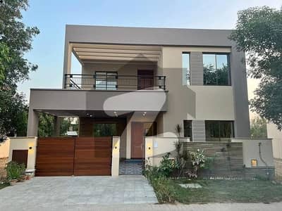 Reserve A Centrally Located Prime Location House Of 272 Square Yards In Bahria Town - Precinct 8