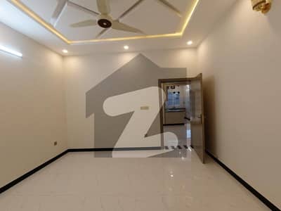 Upper Portion Brand New House For Rent in I11/2 Islamabad Near to mini markaz Masjid park Best location More Three options available