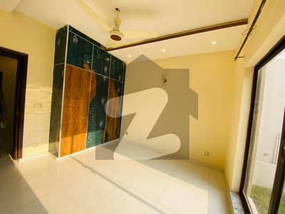 DHA Phase 4 10 Marla House For Rent Ideals Location Very To Near Park