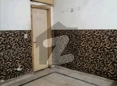 Aesthetic Corner Building Of 10 Marla For Sale Is Available