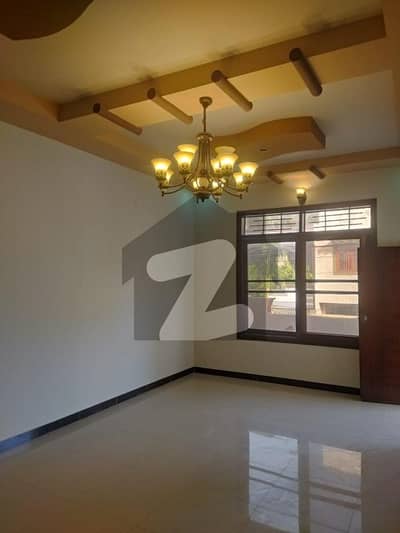 Like new Fully Renovated Ground Floor 3 Bed Drawing Lounge American Kitchen West open 240 Yardd