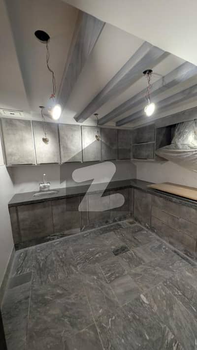10 Marla House For Rent Separate Upper Portion Madina Town Near Canal Road