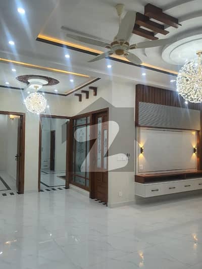 10 Marla Ground Portion For Rent In G14