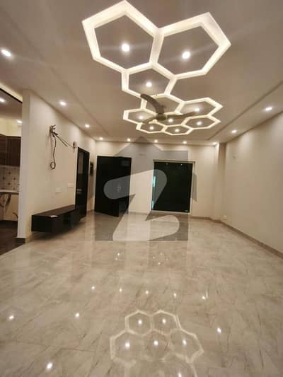 Full House For Rent 7 Marla 3 Bed