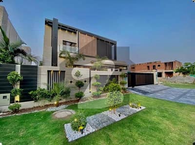 1 KANAL ELEGANT AND FULLY MAINTAINED SUPER HOT LOCATED BUNGALOW IS AVAILABLE IN THE BEST BLOCK OF DHA PHASE 5 LAHORE.