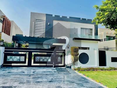 1 KANAL BUNGALOW IS AVAILABLE IN THE BEST BLOCK OF DHA PHASE 7 LAHORE | BRAND NEW