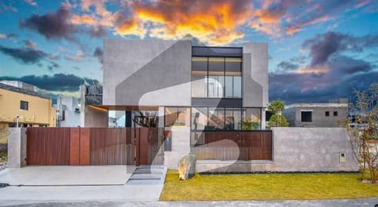1 KANAL BUNGALOW IS AVAILABLE IN THE BEST BLOCK OF DHA PHASE 7 LAHORE | BRAND NEW