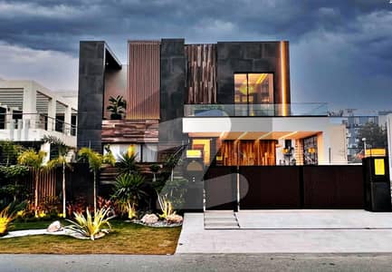 1 KANAL BUNGALOW IS AVAILABLE IN THE BEST BLOCK OF DHA PHASE 7 LAHORE | BRAND NEW