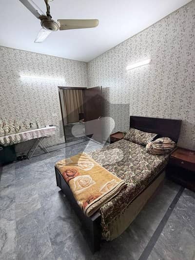 Modal TWON P BLOCK 1 KANAL UPPER PORTION ,3 BAD FOR RENT