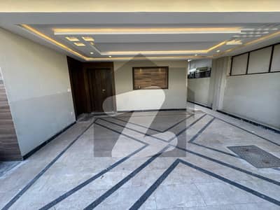 10Marla Brand New House For Sale