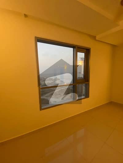 Emaar Reef Tower Penthouse For Rent