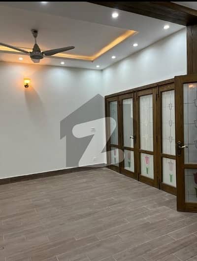 Sector C 1 kanal upper portion available for rent on prime location and reasonable price