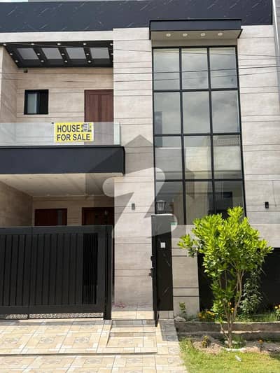 Prime 5 Marla Brand New House for Sale in Platinum Block Park View City Lahore