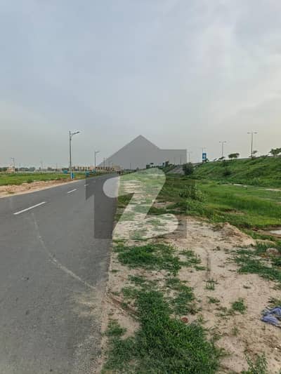 1 kanal pair on 150 ft road plot no 907 plus 908