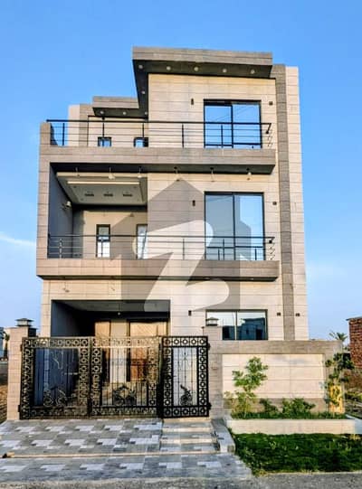 5 Marla Brand New House for Sale in Executive Block Park View City Lahore