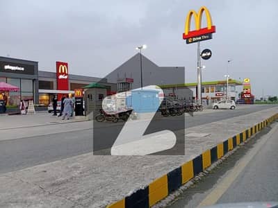 ڈی ایچ اے فیز 7 - بلاک یو فیز 7,ڈیفنس (ڈی ایچ اے),لاہور میں 2 کنال رہائشی پلاٹ 9.15 کروڑ میں برائے فروخت۔