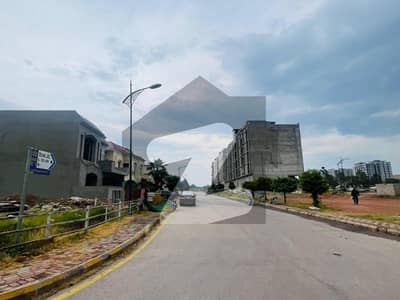 10 Marla Corner Park Face Plot for Sale in C1 Bahria Enclave Prime Location