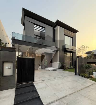 Upper Portion In DHA Defence Phase 2 Sized 20 Marla Is Available For Rent