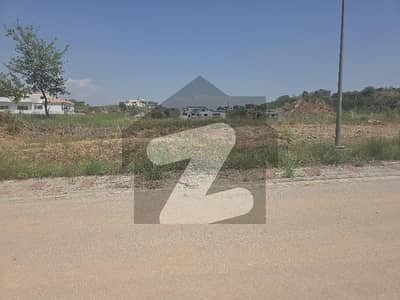 Dha Phase 5 Sector D 1kanal Plot available For Sale