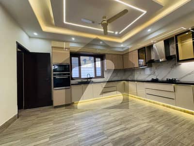 Dha Defence Phase Vi 500 Yards Bungalow 5 bedrooms available for sale