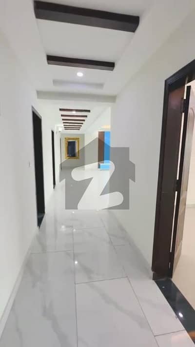 4 Floor Available For Sale in Askari 11 Lahore