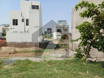5 MARLA PLOT FOR SALE IN PARKVIEW CITY CRYSTAL BLOCK